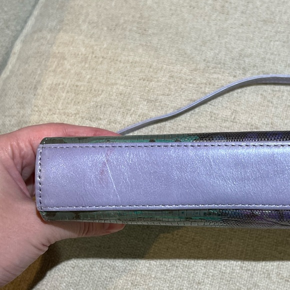 Kenneth Cole Clutch - Picture 9 of 10